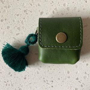 Nena and Co Emerald AirPod Case